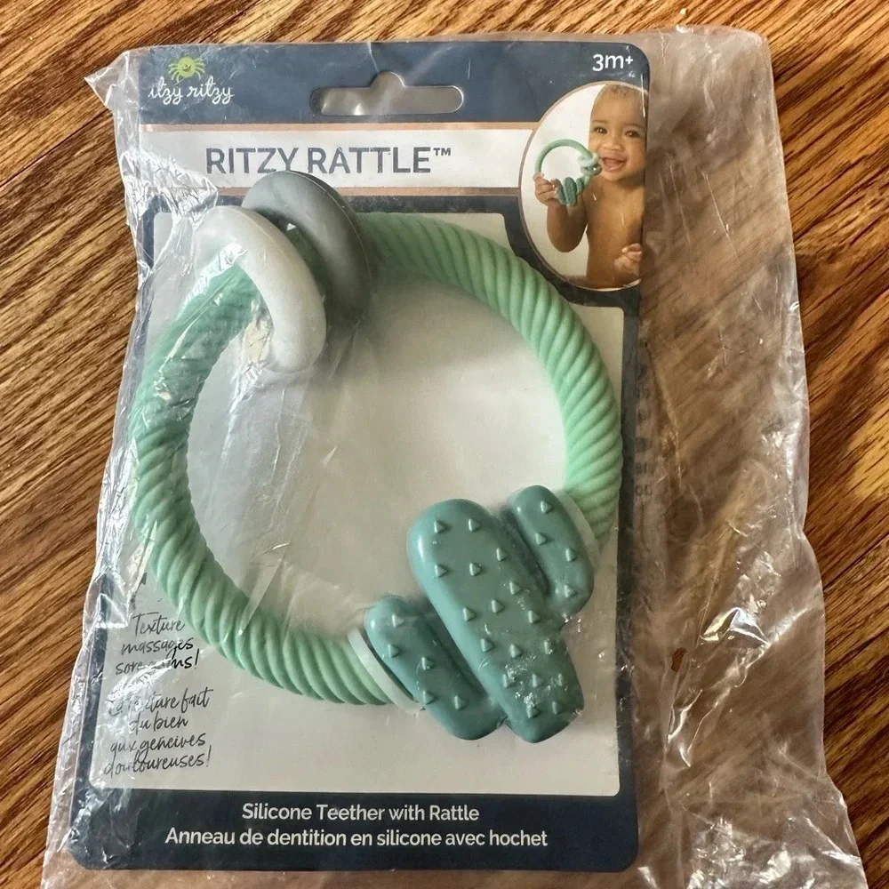 🆕 Itzy Ritzy Silicone Teether with Rattle - Picture 3 of 4